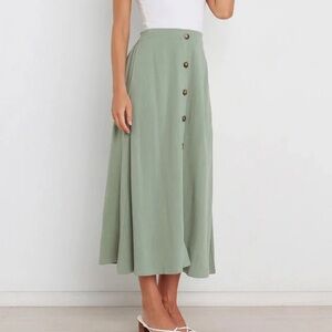 Aritzia Wilfred Green Button-Down Skirt